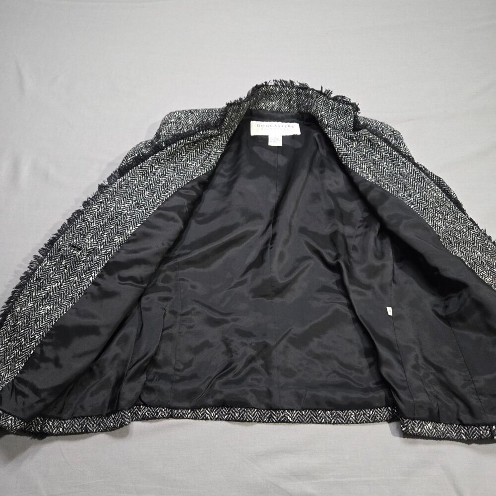 Doncaster Collection Blazer Women's Size 8P Black Tweed Fringe Wool Blend - Picture 7 of 16